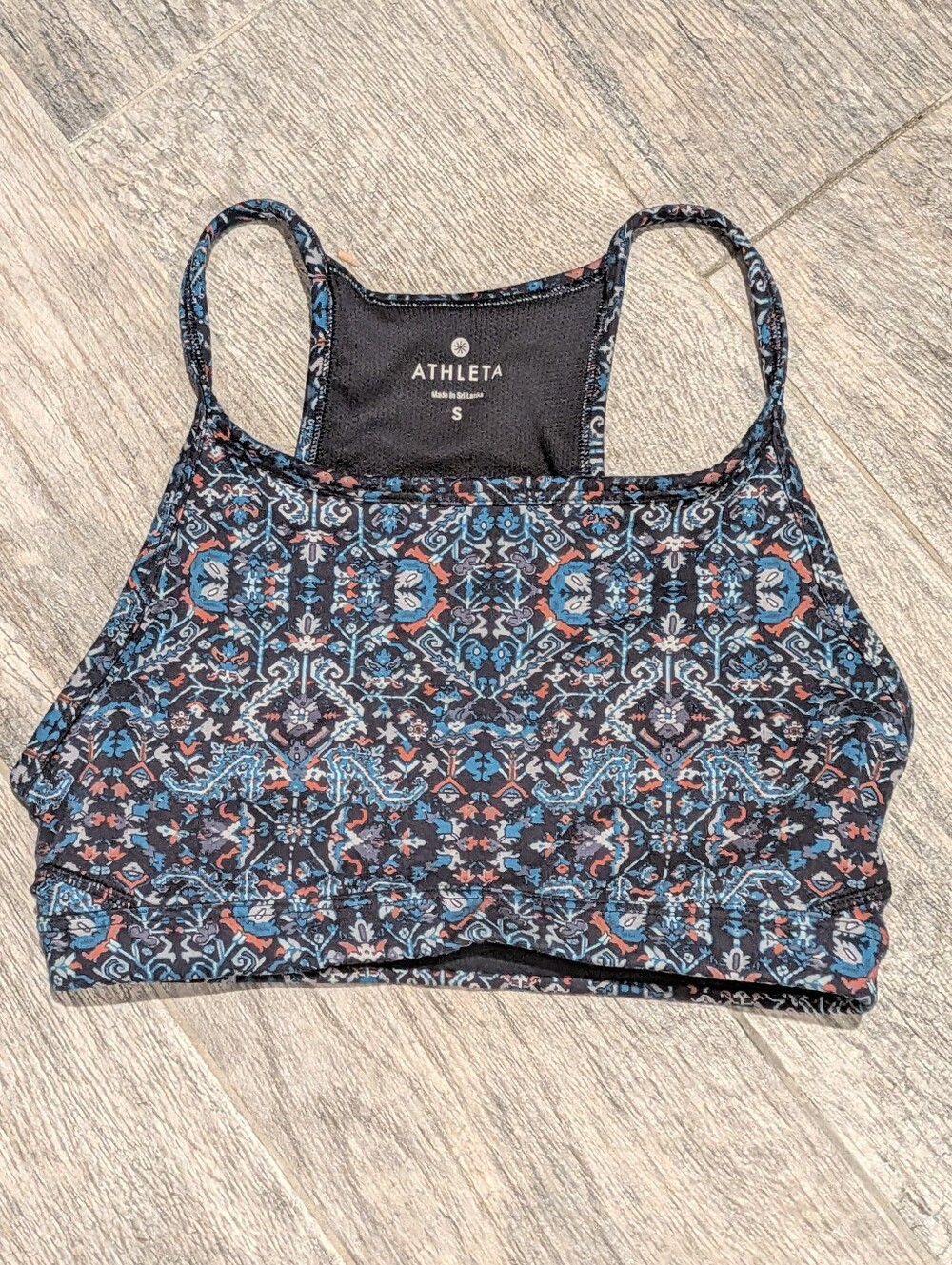 Athleta • Sports bra • Size XS
